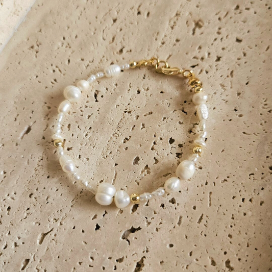 June Pearl Bracelet